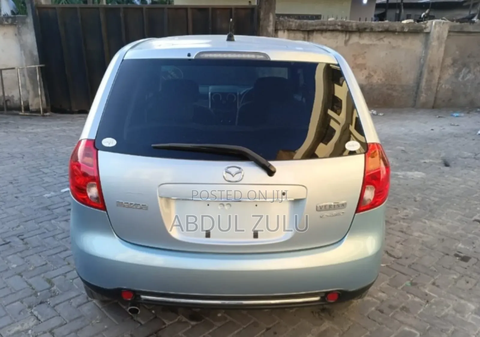 Mazda Verisa 2010 Silver