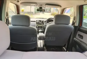 Mazda Verisa 2010 Silver