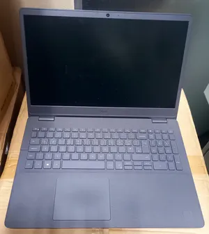 Laptop Dell Latitude 3520 8GB Intel Core i7 HDD 1T