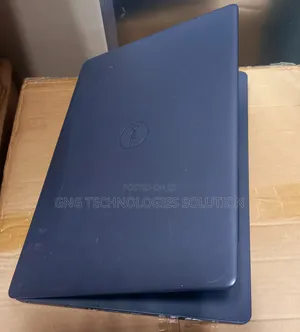 Laptop Dell Latitude 3520 8GB Intel Core i7 HDD 1T