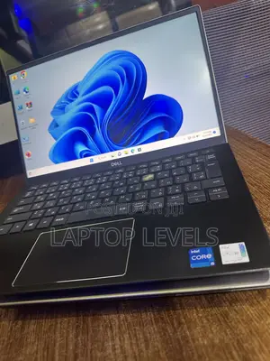 Laptop Dell Vostro 13 5300 8GB Intel Core i5 SSD 256GB