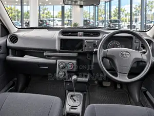 Toyota Succeed 2016 Silver