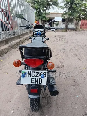 Bajaj Boxer 125 2026 Black