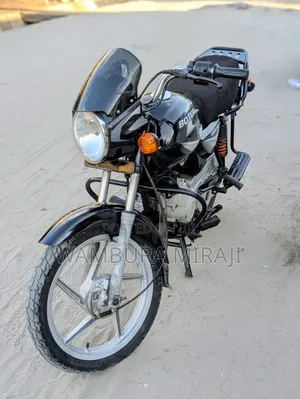 Bajaj Boxer 125 2026 Black