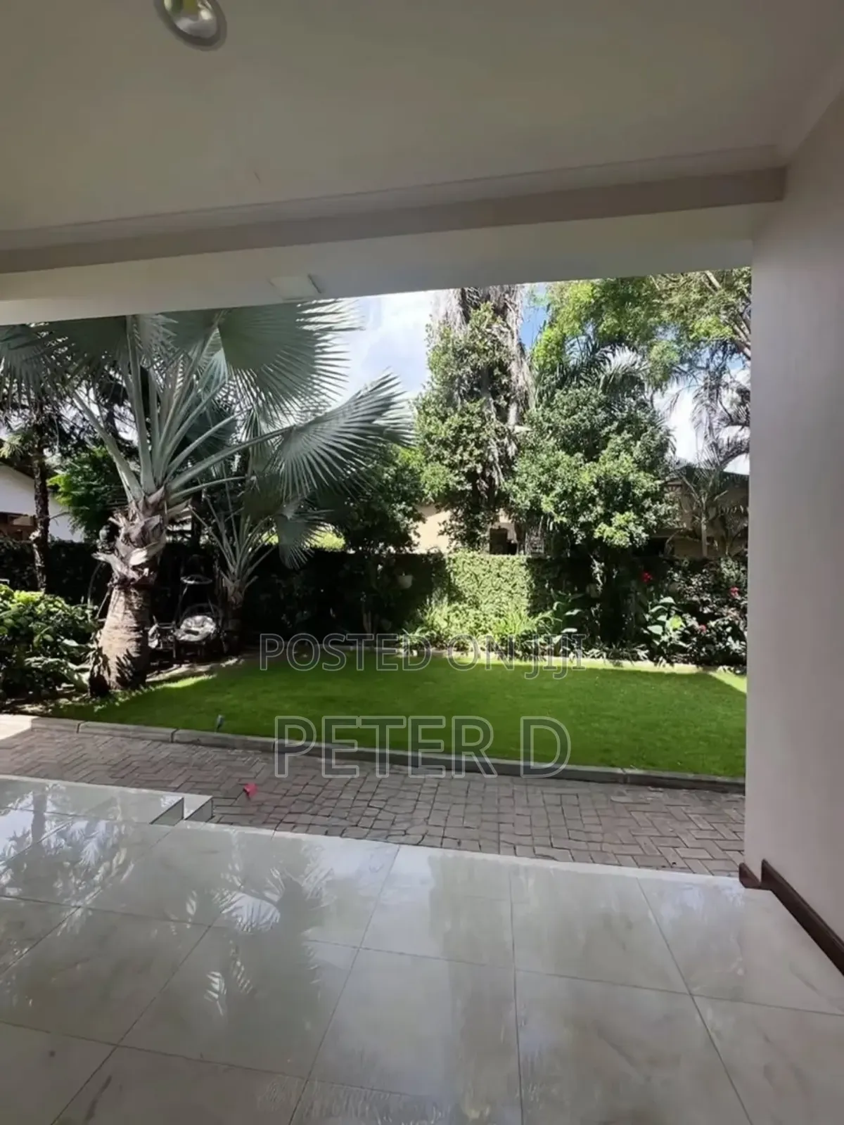 5bdrm House in Mikocheni for sale