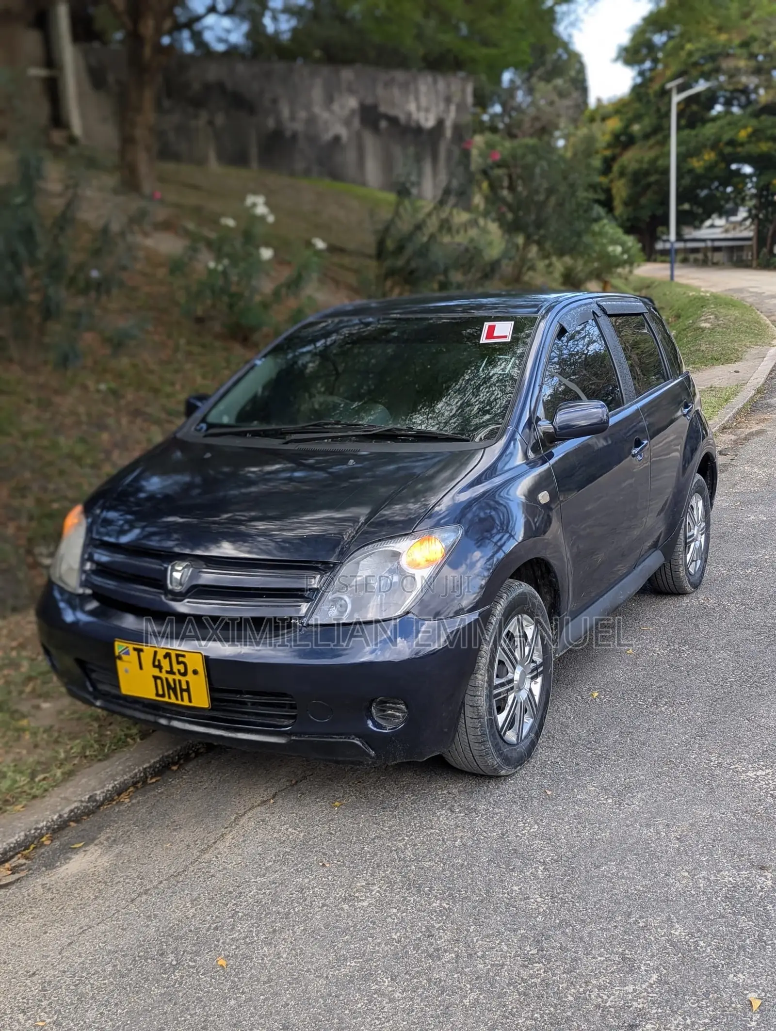 Toyota IST 2004 Blue