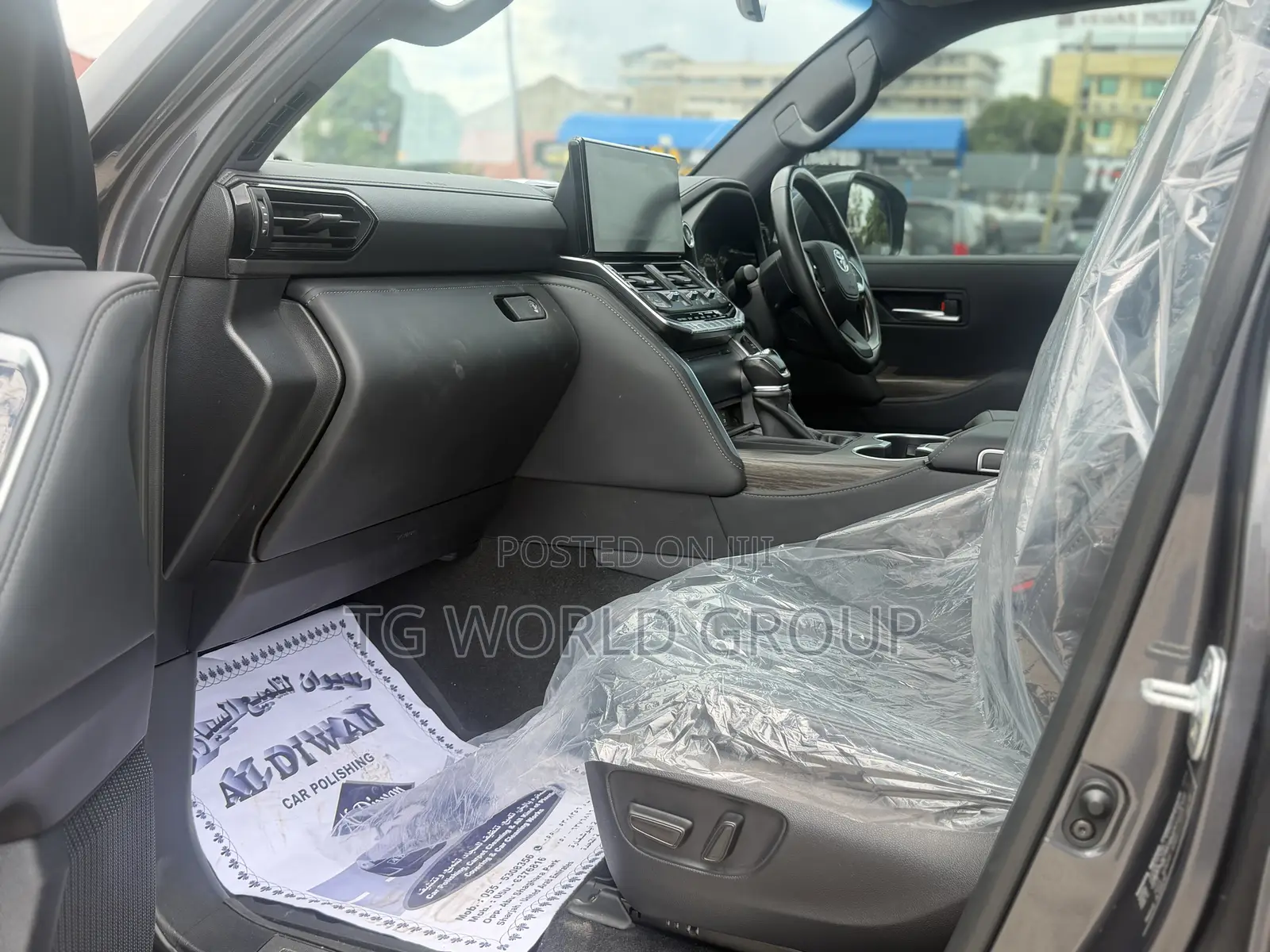 Toyota Land Cruiser LC300 2024 Gray