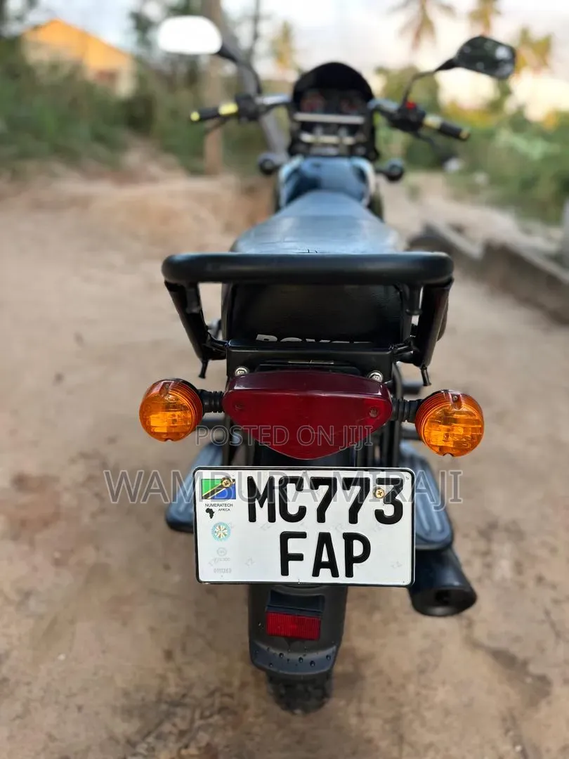 Bajaj Boxer 125 2025 Black