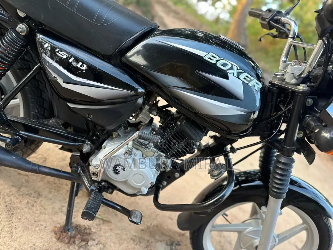 Bajaj Boxer 125 2025 Black