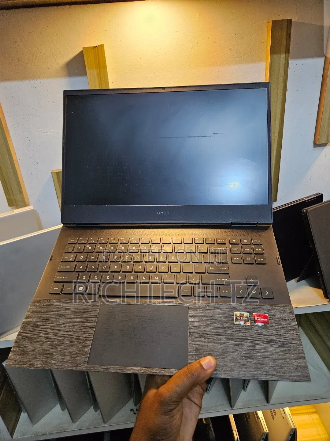Laptop HP Omen 16 16GB AMD Ryzen 7 SSD 512GB