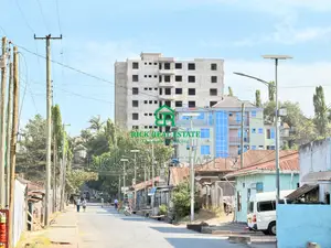 Kiwanja Cha Kwanza Kutoka Lami Kinauzwa Nera