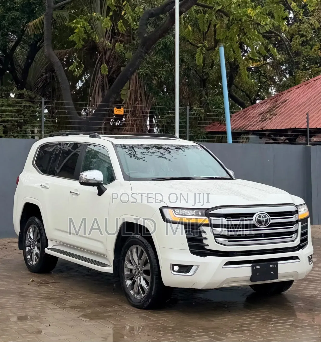 Toyota Land Cruiser 2024 White