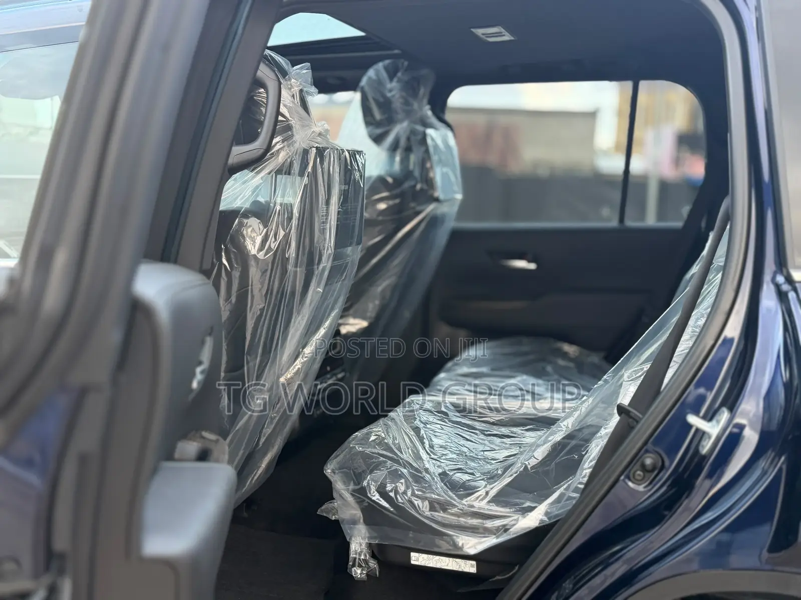 Toyota Land Cruiser LC300 2024 Blue