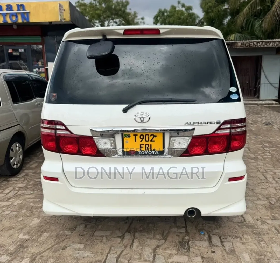 Toyota Alphard 2007 White