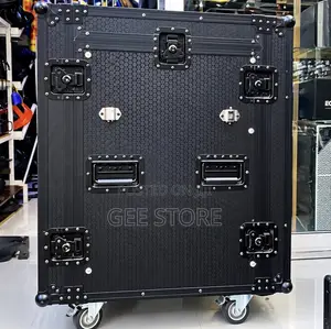 Heavy-Duty Flight Case / Road Case With a Black Hexagonal Laminate