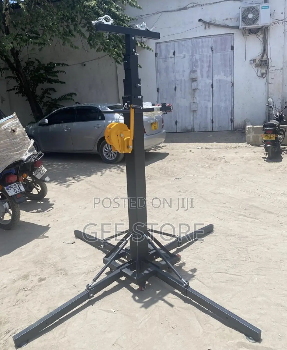 Heavy-Duty Mobile Telescopic Truss Lift Tower / Crank Light Stand