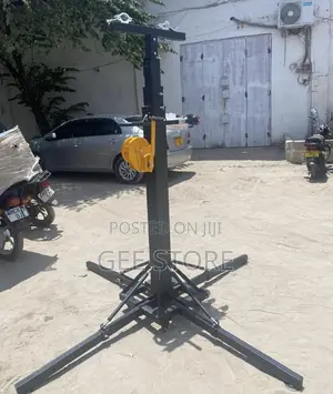 Heavy-Duty Mobile Telescopic Truss Lift Tower / Crank Light Stand