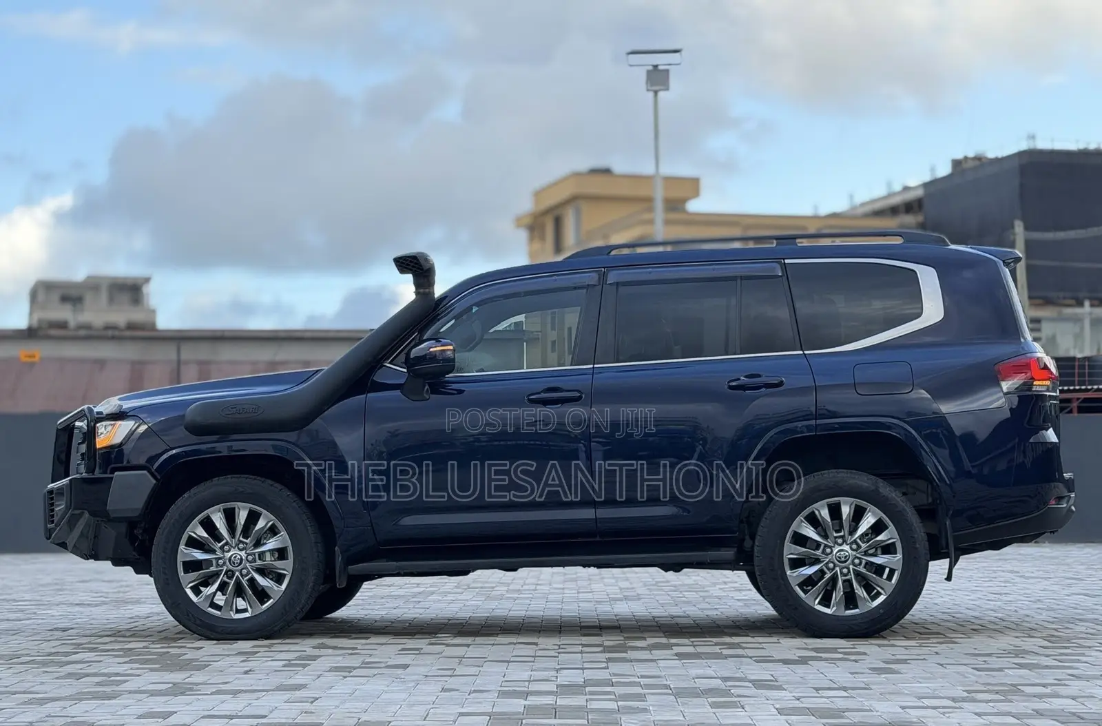 Toyota Land Cruiser 2024 Blue