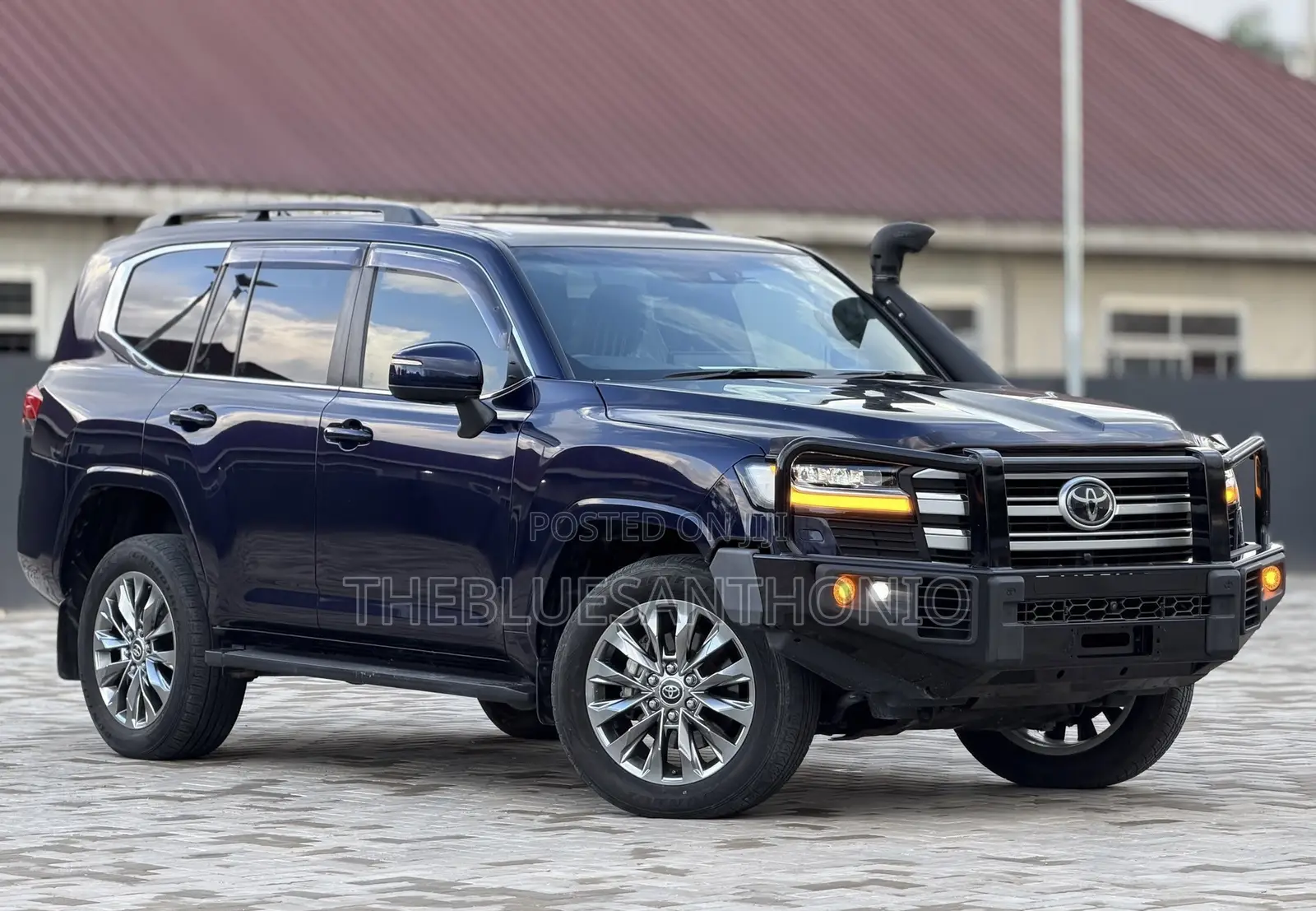 Toyota Land Cruiser 2024 Blue