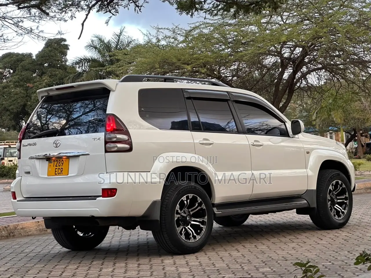 Toyota Land Cruiser Prado 2005 Pearl