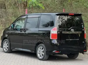 Toyota Noah 2009 Black