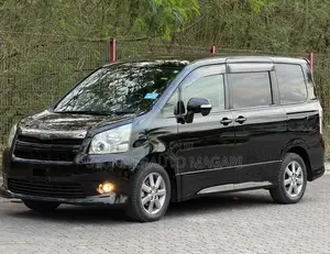 Toyota Noah 2009 Black