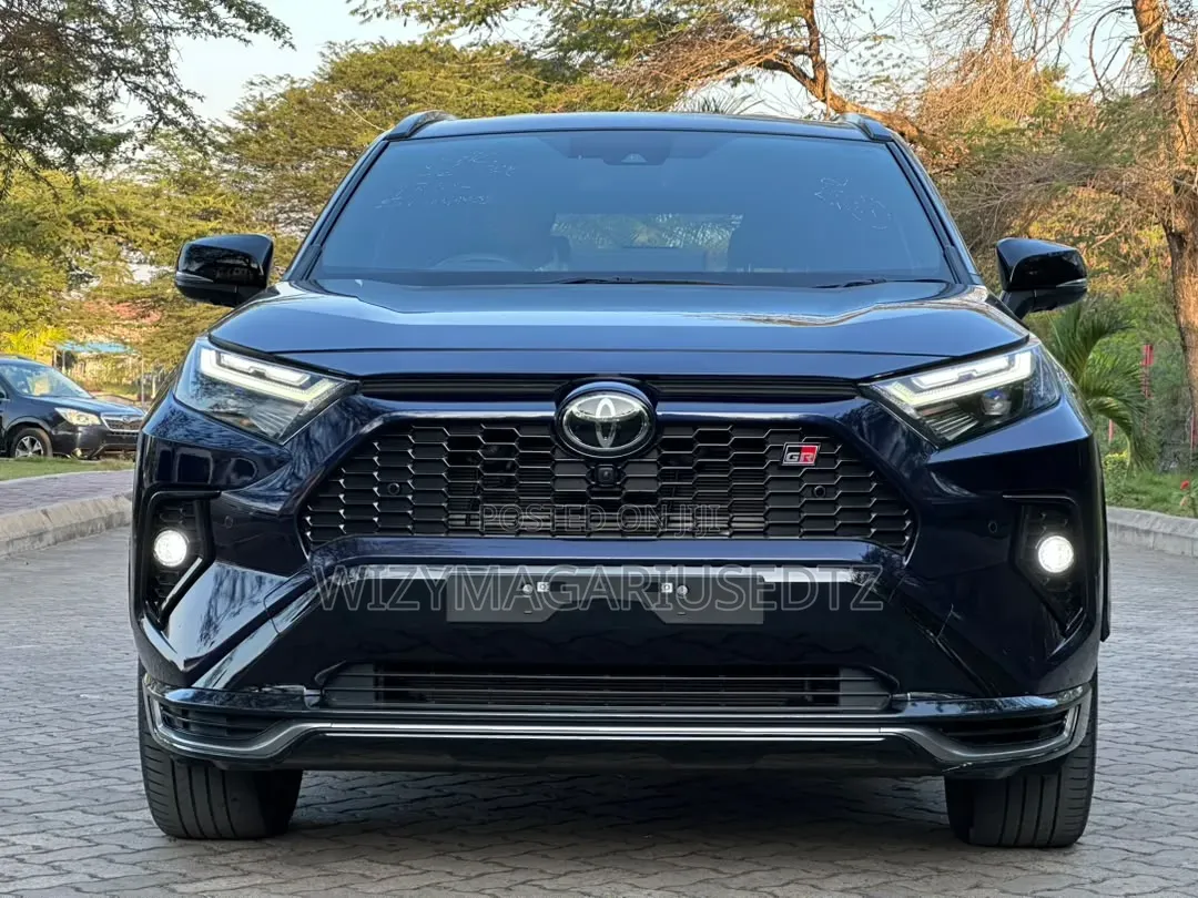 Toyota RAV4 2025 Burgundy