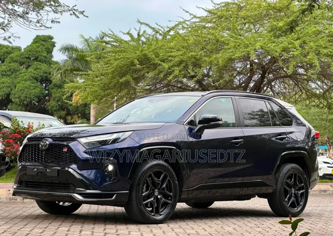 Toyota RAV4 2025 Burgundy