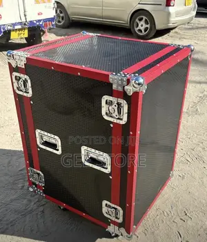 Heavy-Duty Flight Case