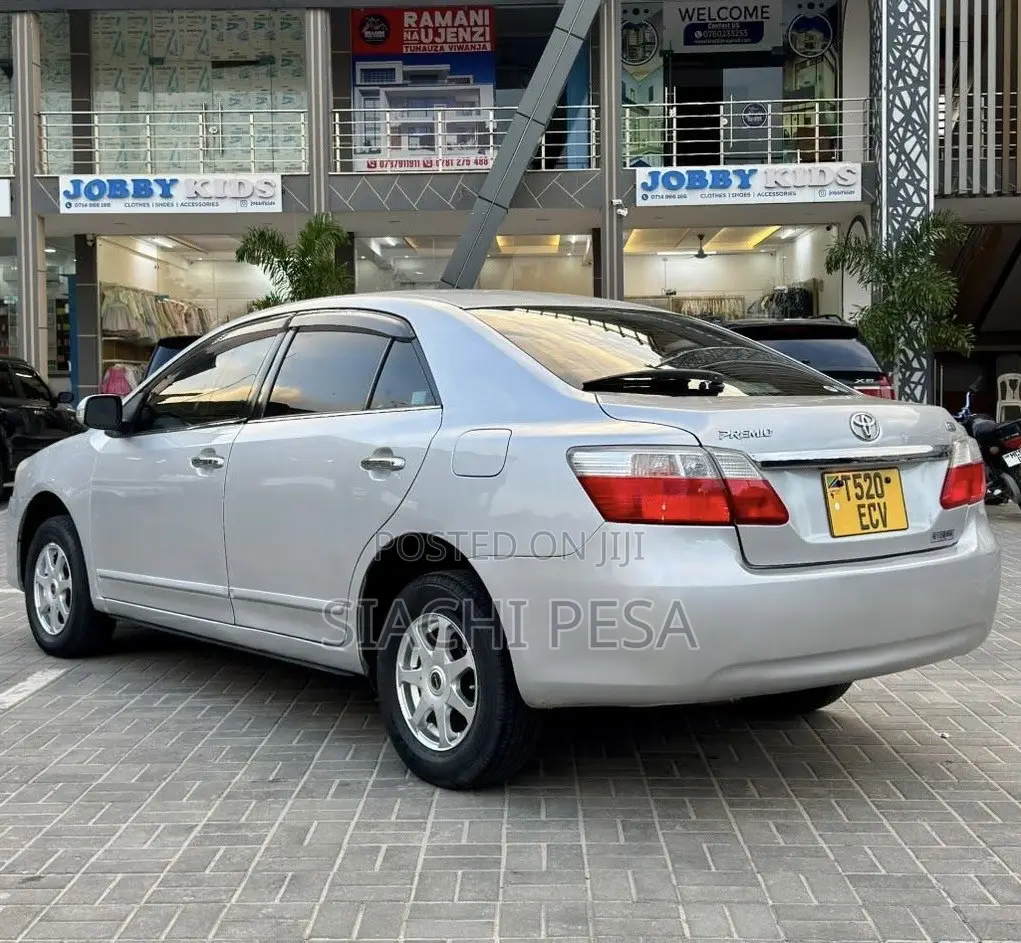 Toyota Premio 2009 Silver