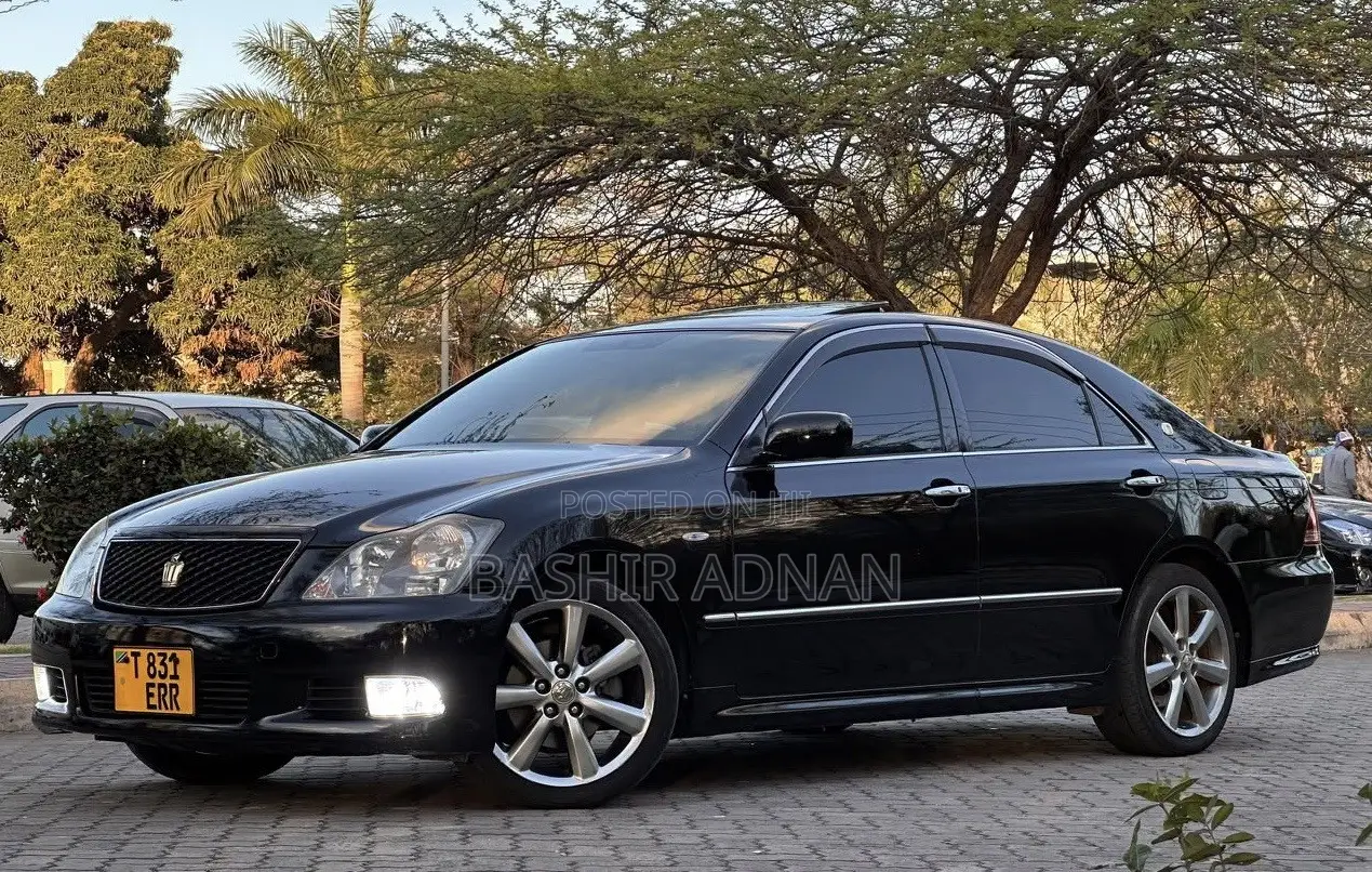 Toyota Crown 2007 Black