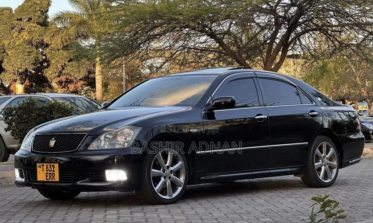 Toyota Crown 2007 Black