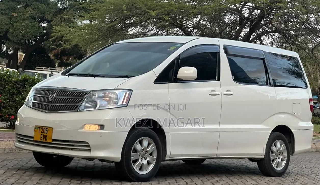 Toyota Alphard 2004 White