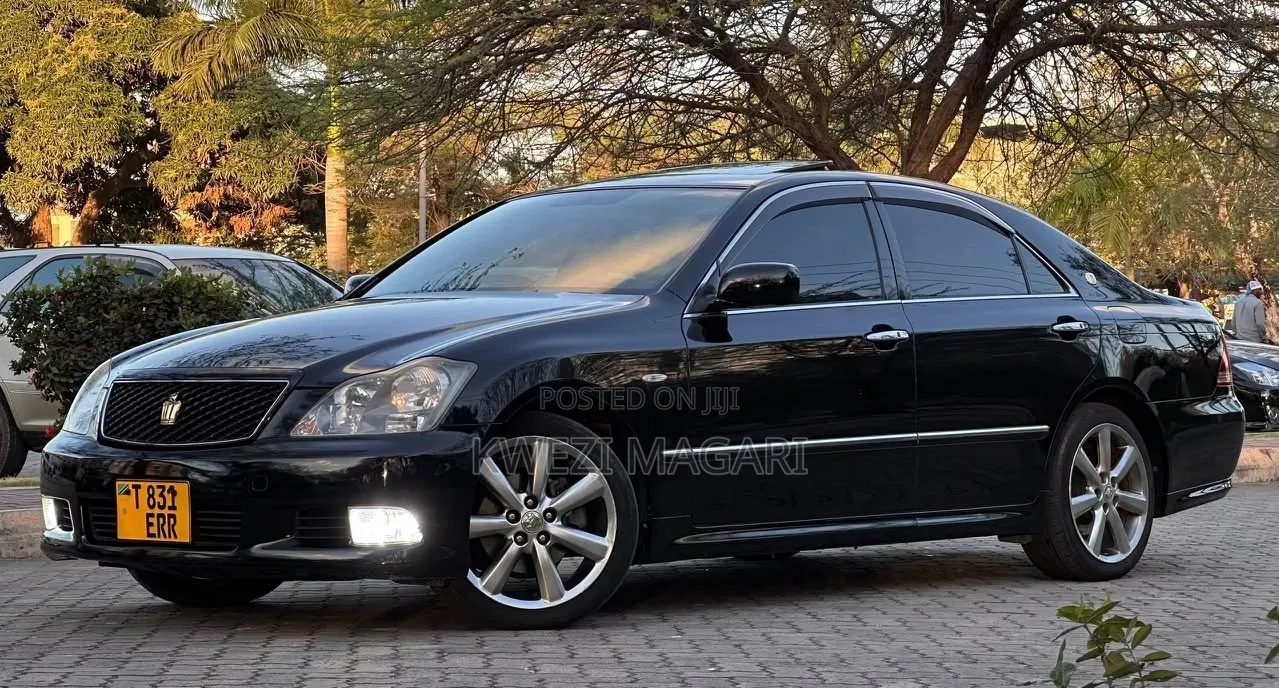 Toyota Crown 2007 Black