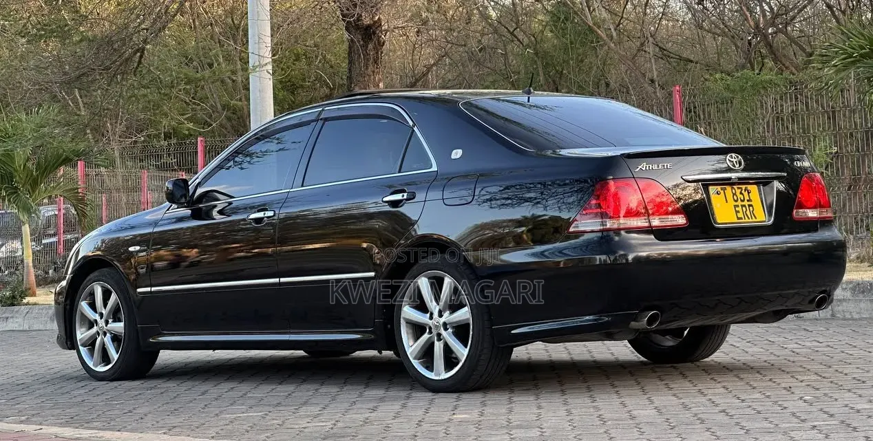 Toyota Crown 2007 Black