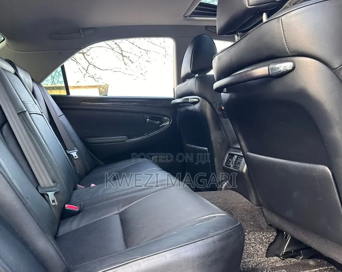Toyota Crown 2007 Black