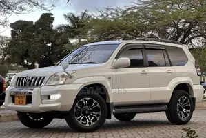 Toyota Land Cruiser Prado 2006 White