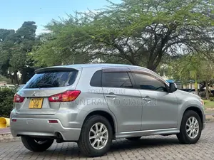 Mitsubishi RVR 2.0 2011 Gray