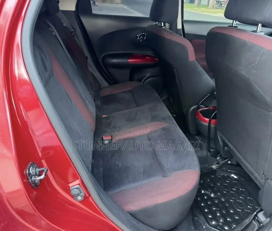 Nissan Juke 2012 Maroon