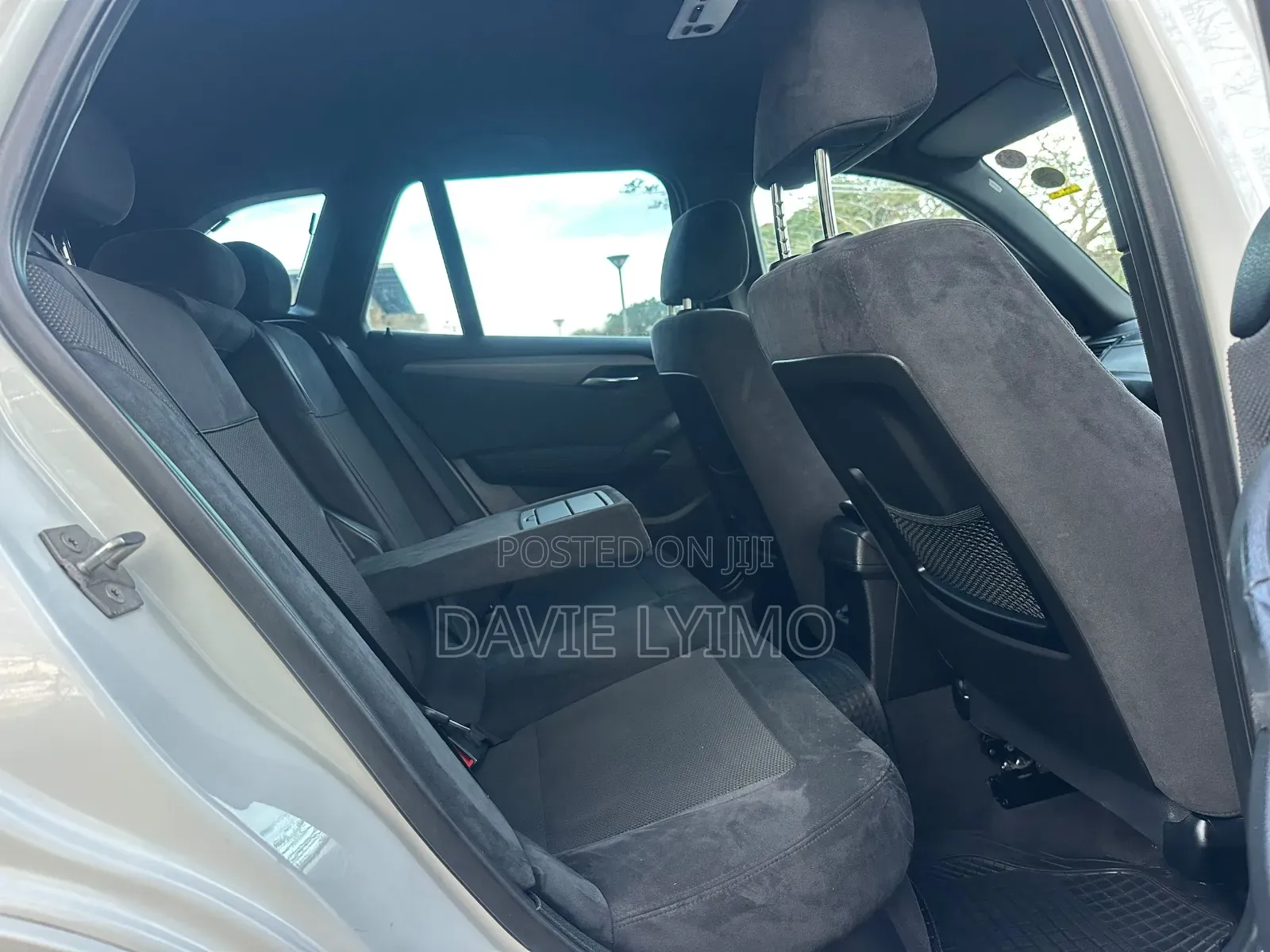 BMW X1 2011 Pearl