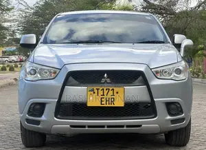 Mitsubishi RVR 2.0 2011 Silver