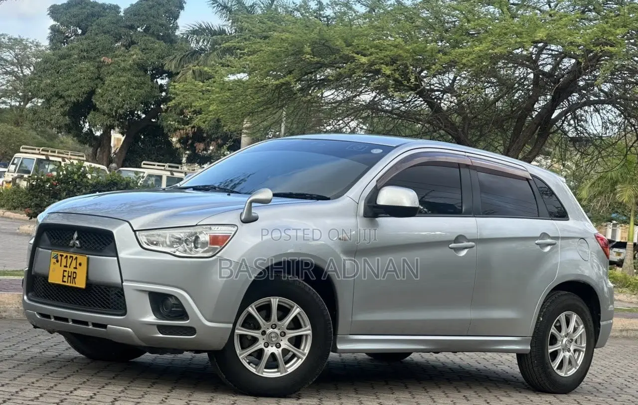 Mitsubishi RVR 2.0 2011 Silver