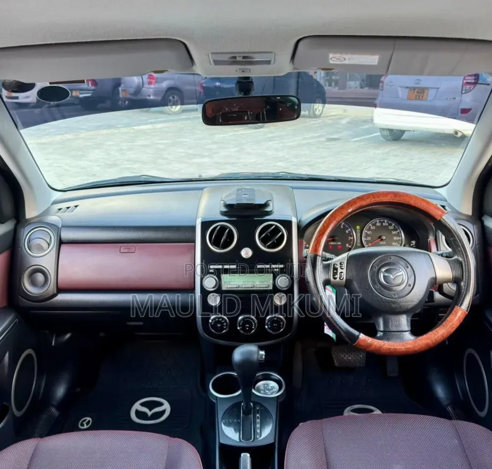 Mazda Verisa 2008 Blue