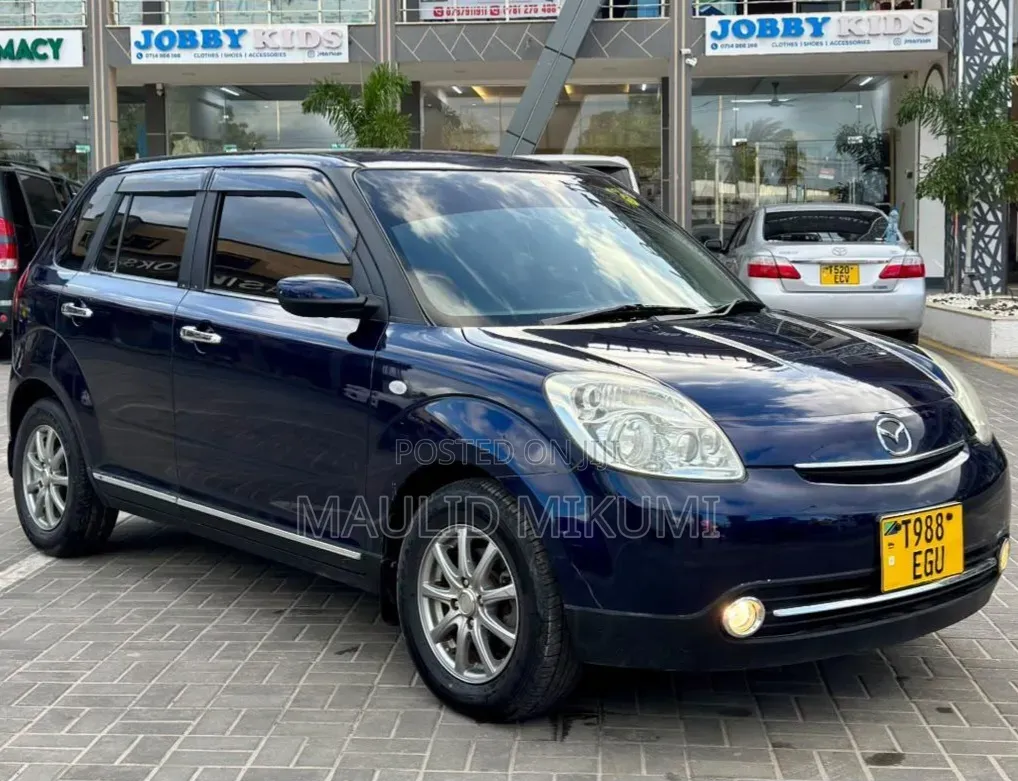 Mazda Verisa 2008 Blue