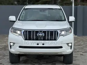 Toyota Land Cruiser Prado 2.8 2023 White