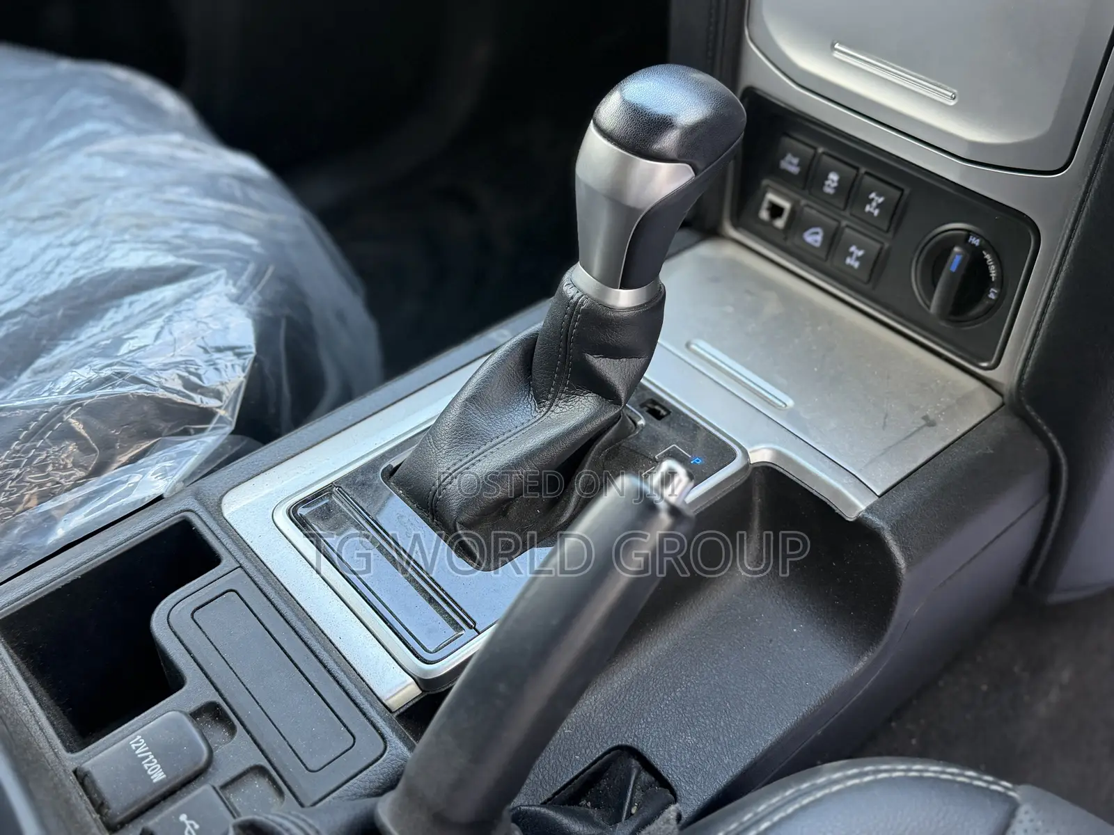 Toyota Land Cruiser Prado 2.8 2023 White