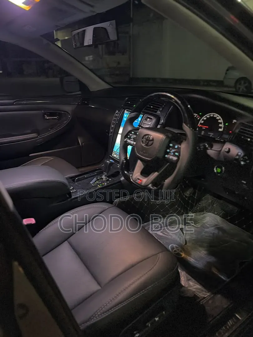 Toyota Crown 2007 Gray
