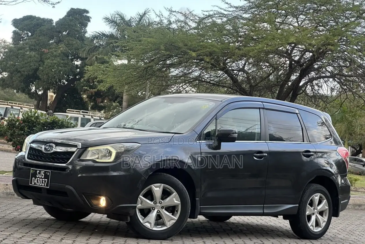 Subaru Forester 2014 Gray
