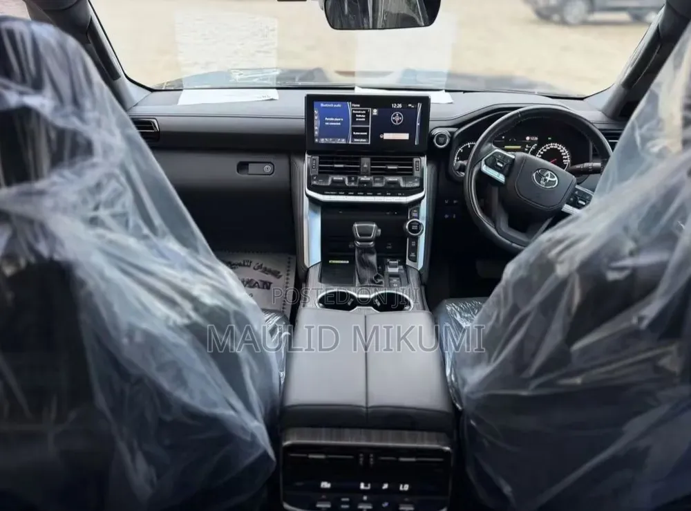 Toyota Land Cruiser 2024 Blue