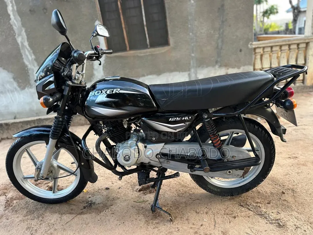 Bajaj Boxer X125 2026 Black